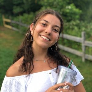 Meet your Posher, Naomi